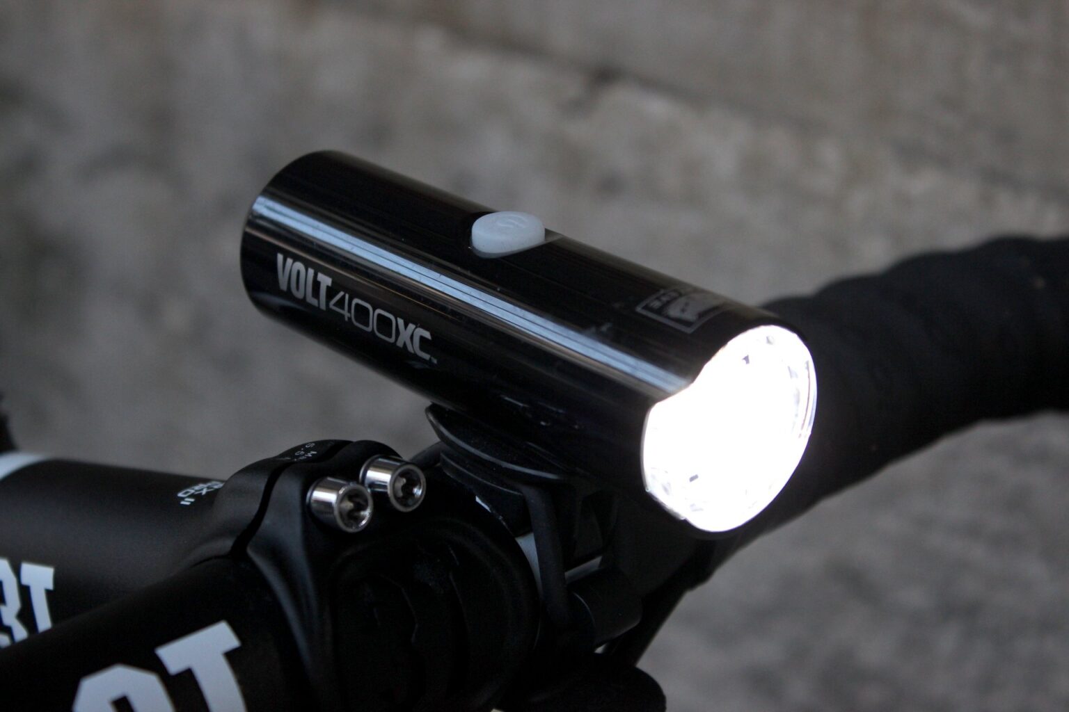 ไฟหน้า CATEYE Volt 400 XC Saengthong Bike